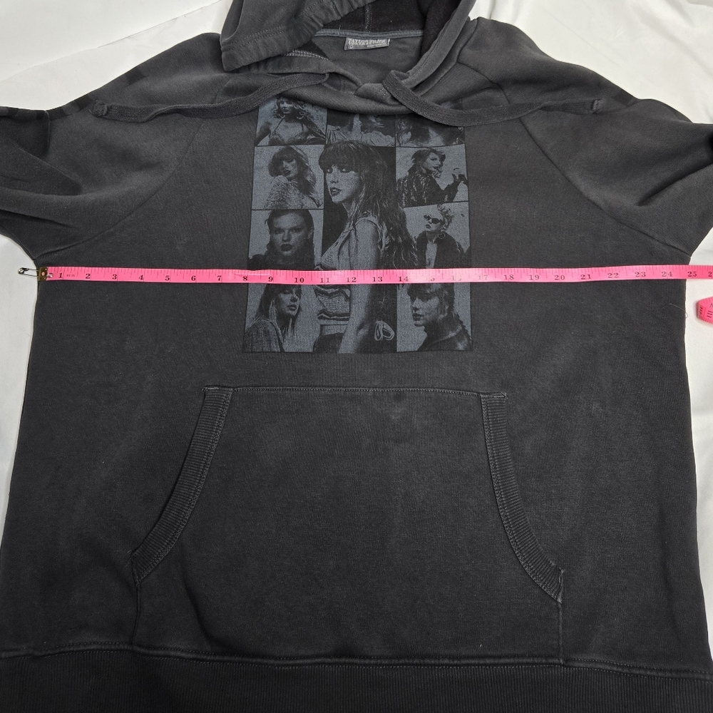 TAYLOR SWIFT The Eras Tour black charcoal oversized unisex hoodie sweatshirt L - Picture 9 of 11